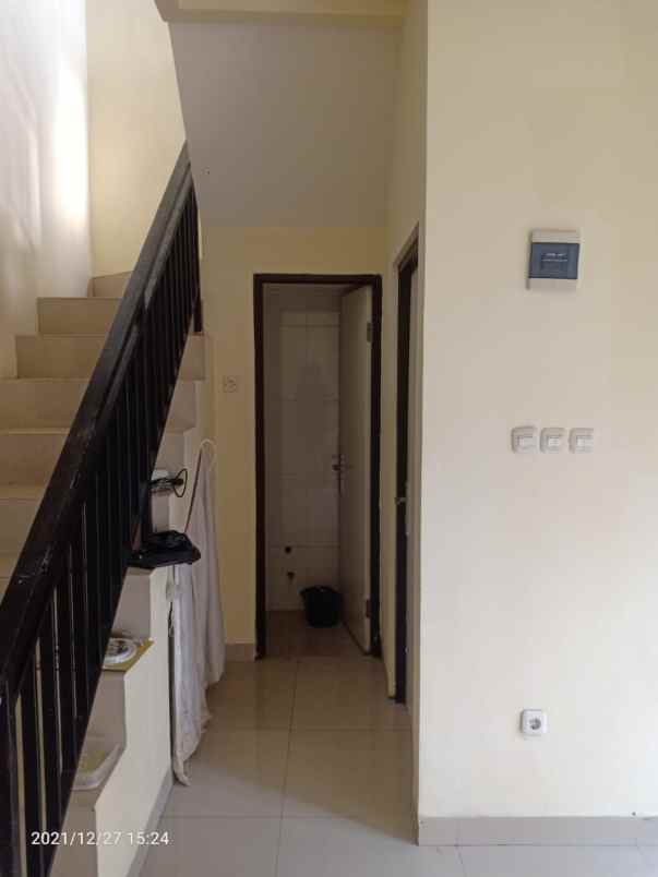 dijual rumah jl bintaro utama 9 pd