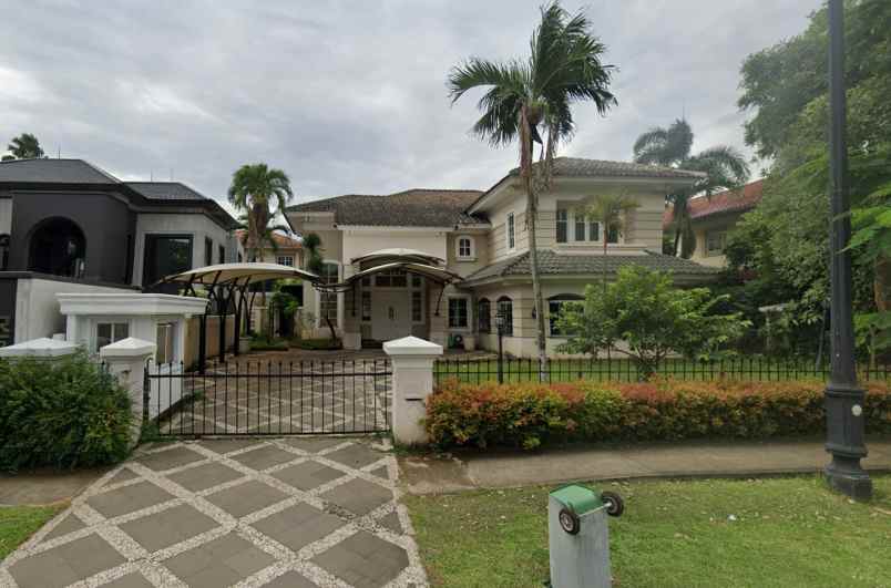 dijual rumah jl boulevard palem raya