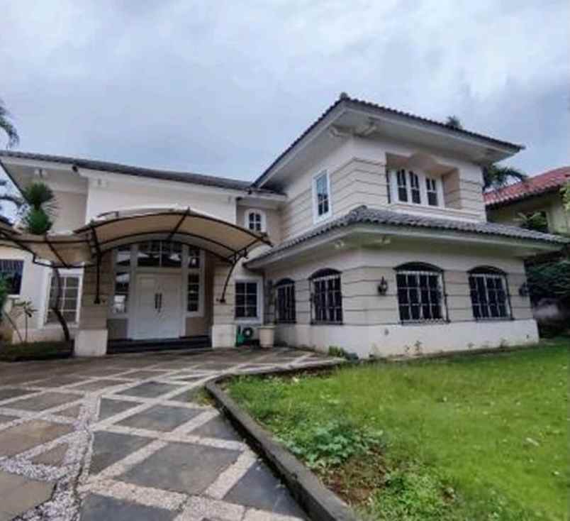 dijual rumah jl boulevard palem raya