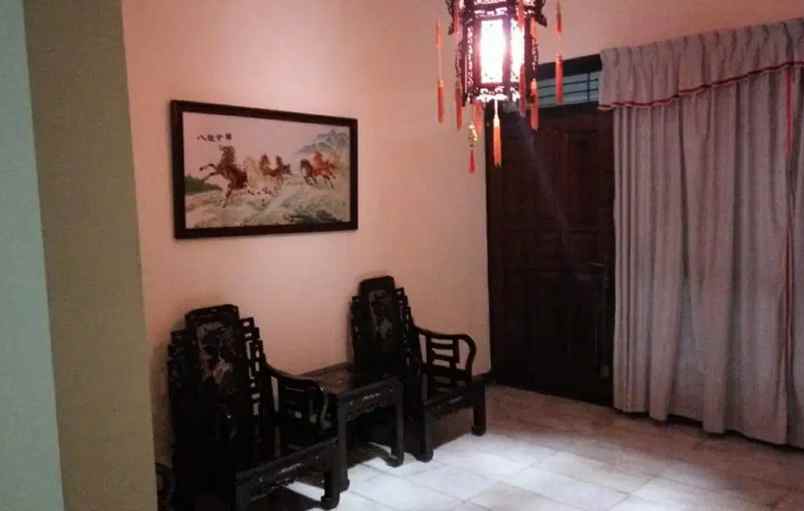 dijual rumah jl dharmahusada indah
