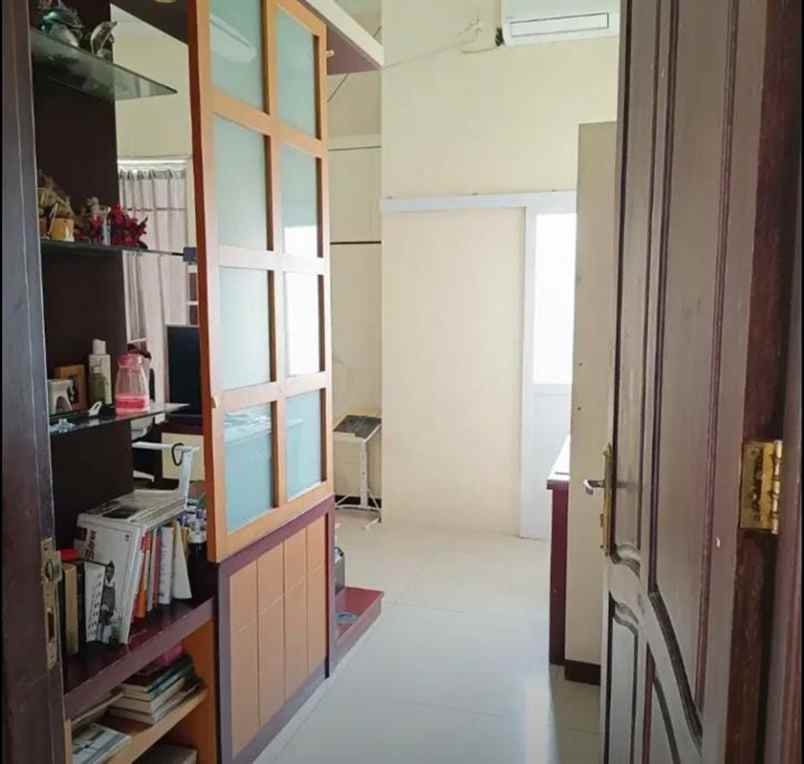 dijual rumah jl dharmahusada indah