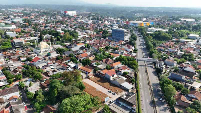 dijual rumah jl durian