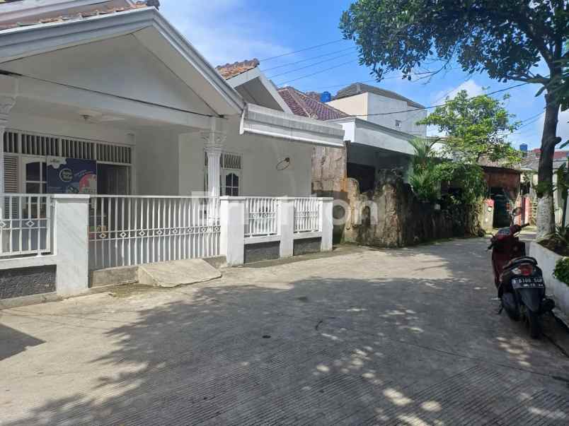 dijual rumah jl gandaria bawah