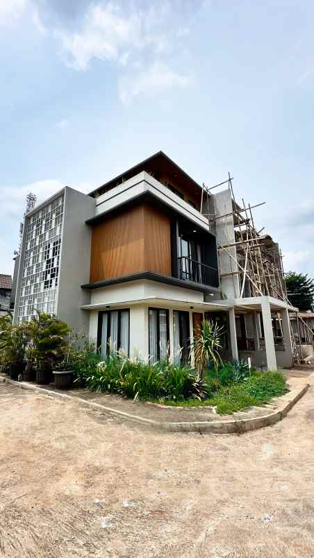 dijual rumah jl h kuling petukangan
