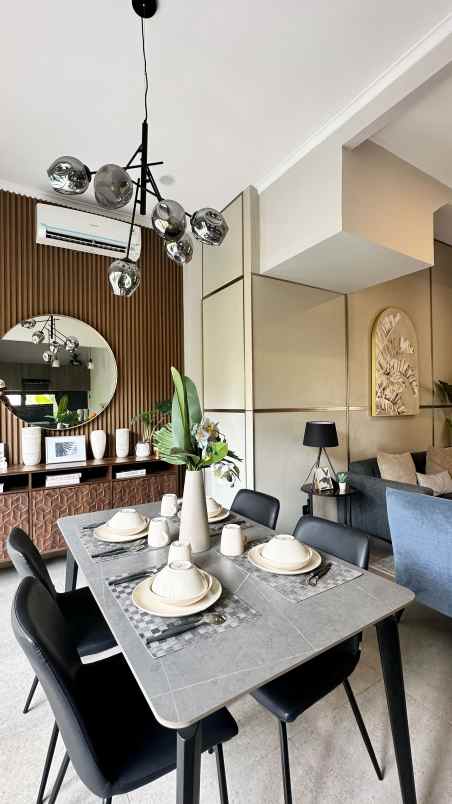 dijual rumah jl h kuling petukangan