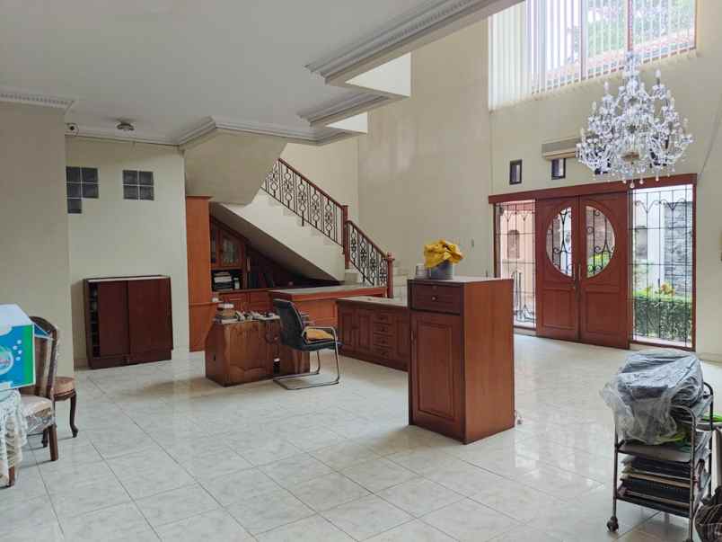 dijual rumah jl idi adiadimadja kel