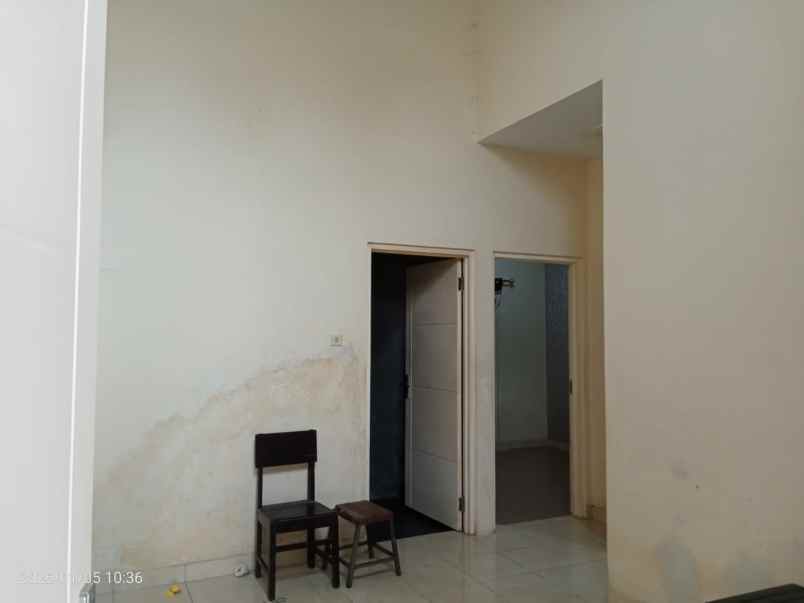 dijual rumah jl imogiri timur