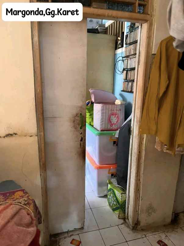 dijual rumah jl karet kemiri muka