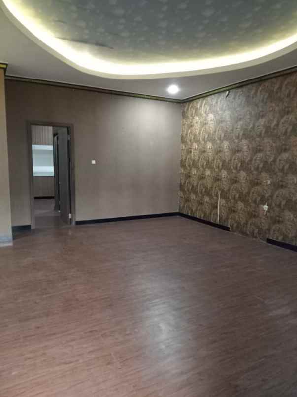 dijual rumah jl pelepah elok kelapa