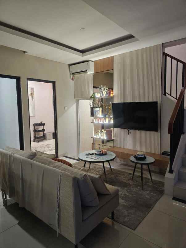 dijual rumah jl raya cadas kukun