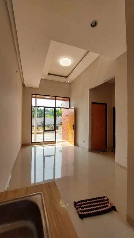 dijual rumah jl raya cibentang