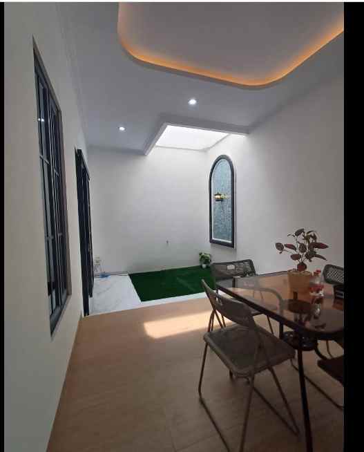 dijual rumah jl raya jagakarsa jakarta