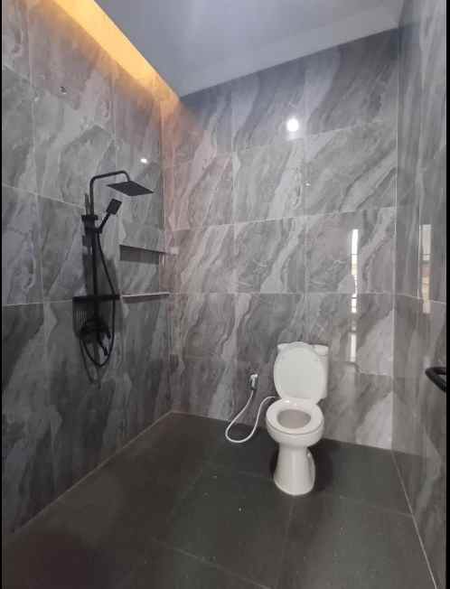 dijual rumah jl raya jagakarsa jakarta