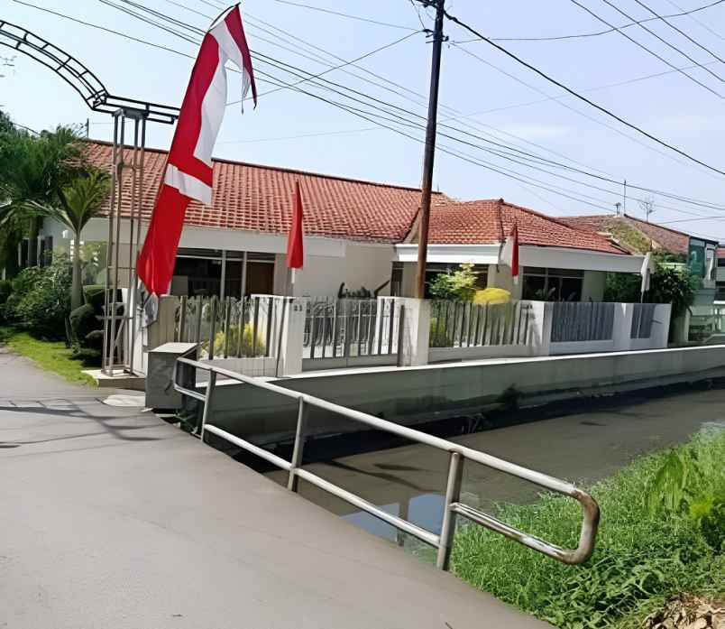 dijual rumah jl raya mojosongo no 53 rt