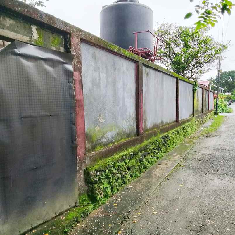 dijual rumah jl raya upua baguala rt