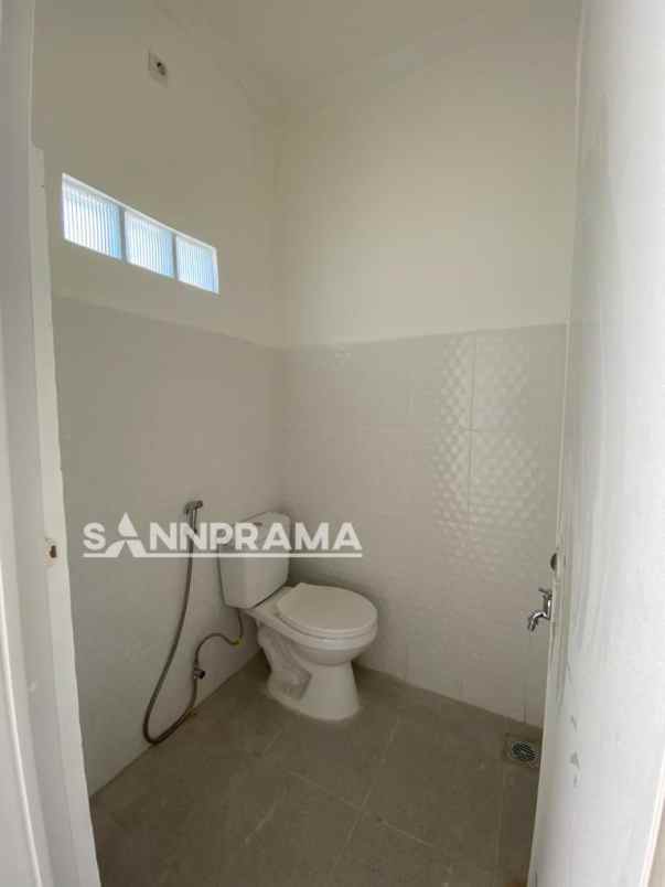 dijual rumah jl sasak panjang tajurhalang