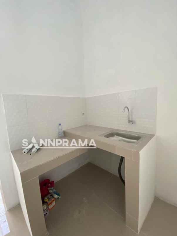 dijual rumah jl sasak panjang tajurhalang