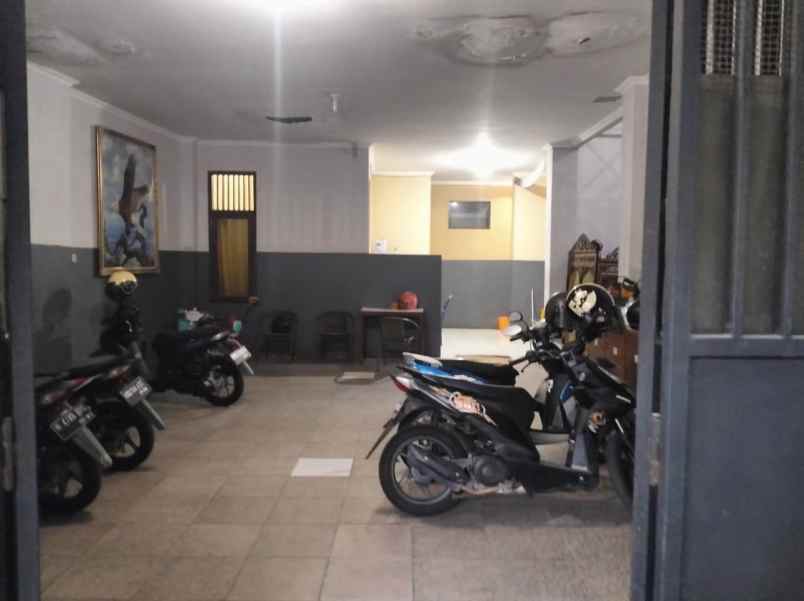 dijual rumah jl tembalang selatan