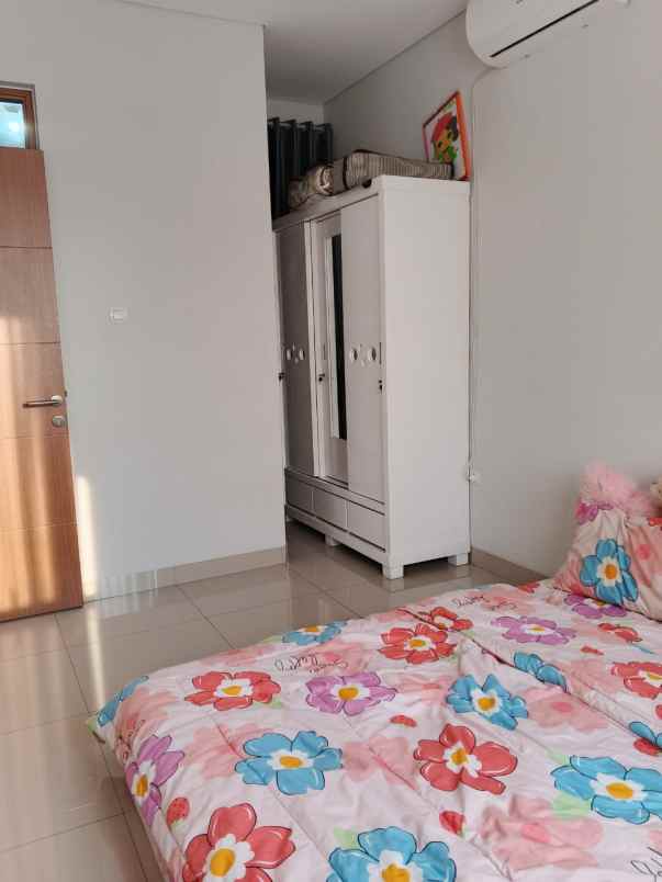 dijual rumah jl villa bandung indah no