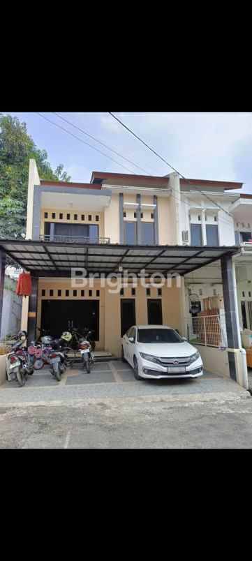 dijual rumah jl warung sila jagakarsa