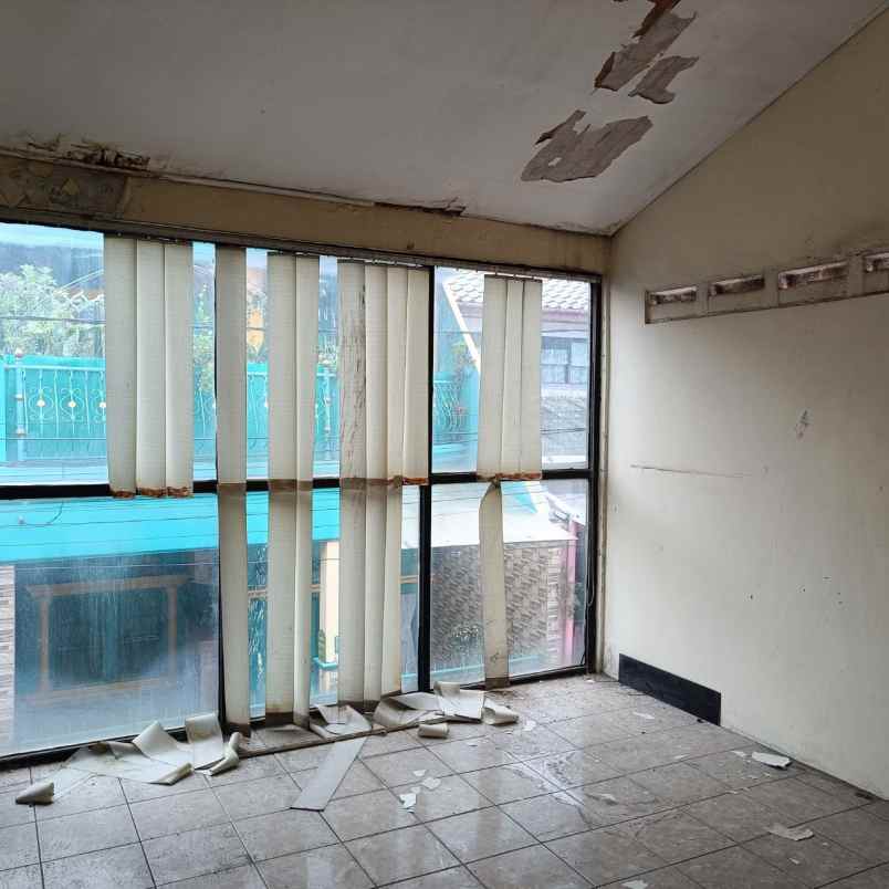 dijual rumah jln gading raya pondok