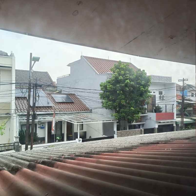 dijual rumah jln gading raya pondok