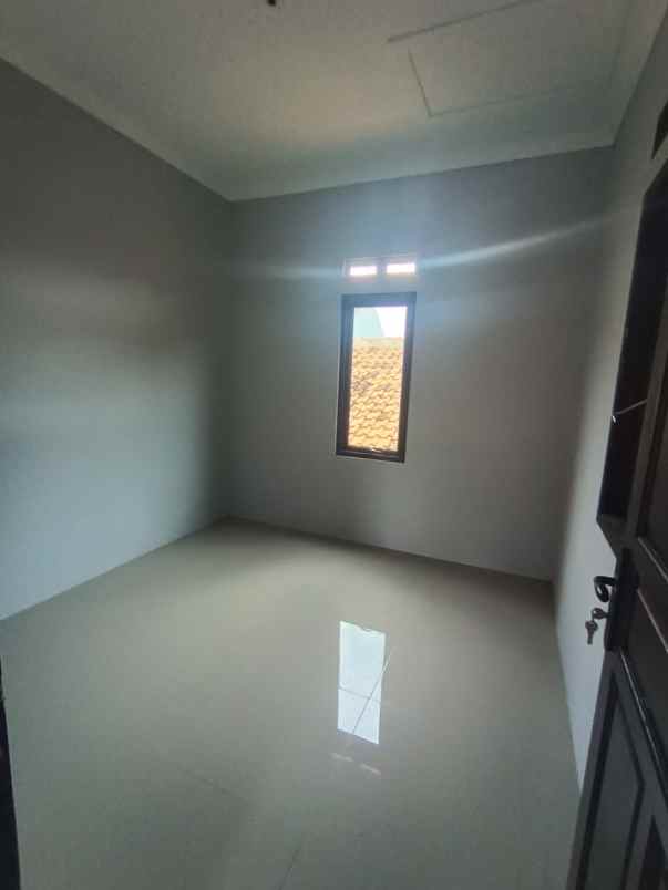 dijual rumah jln k h hasyim ashari