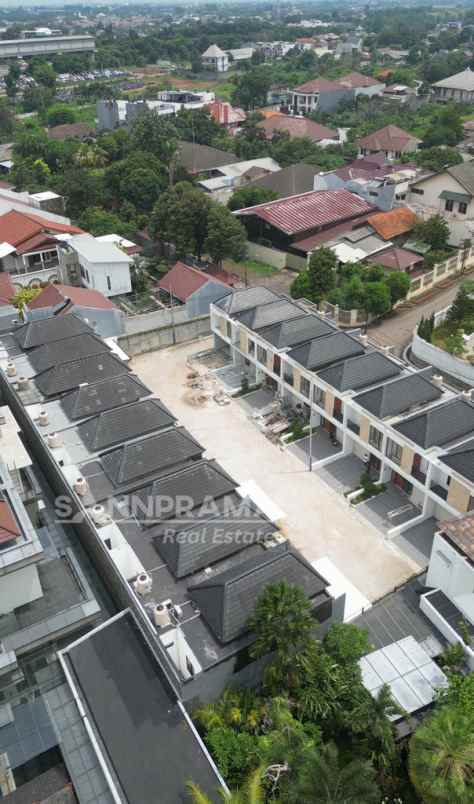 dijual rumah jln raya harjamukti