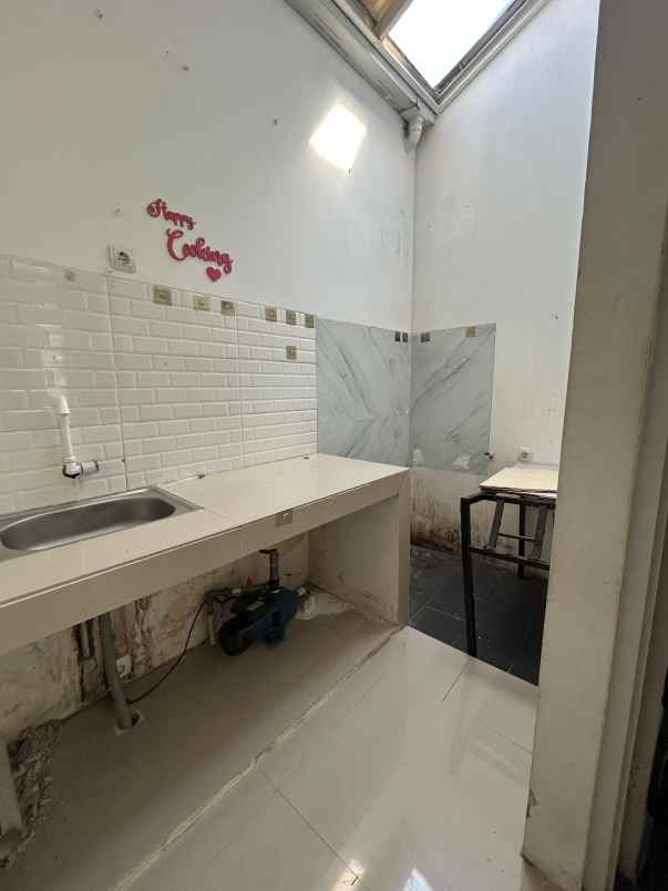 dijual rumah kalibaru cilodong depok