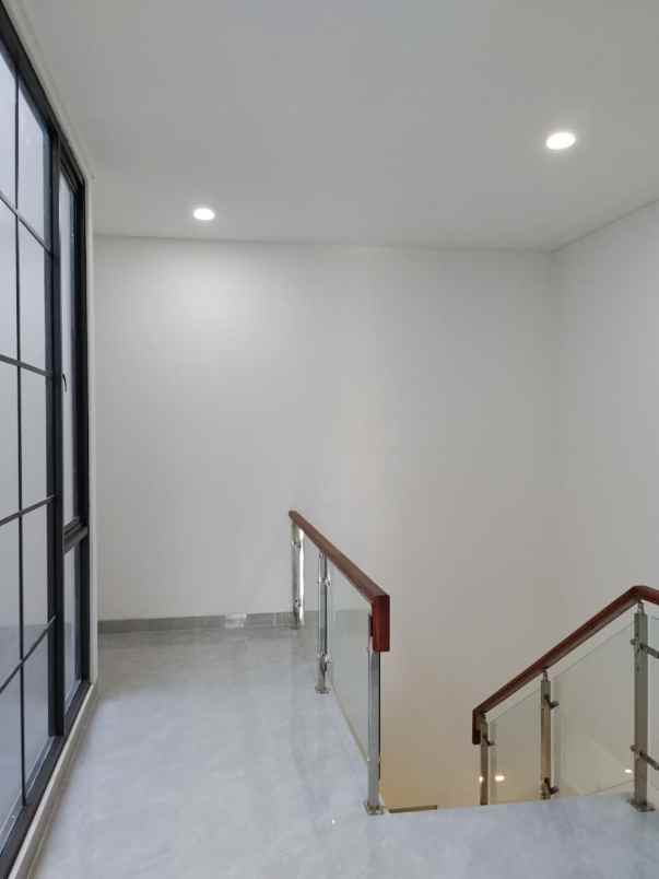 dijual rumah kalikepiting