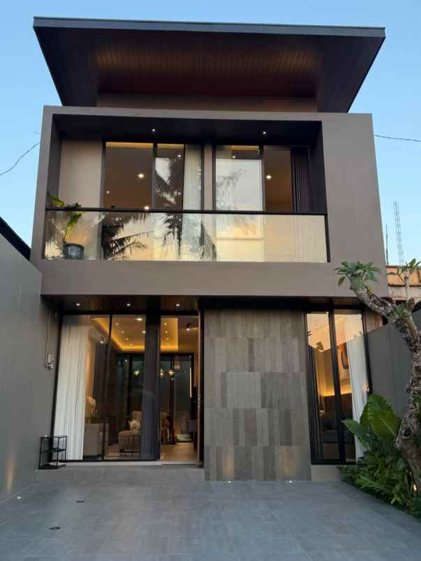 dijual rumah kaliurang km 10