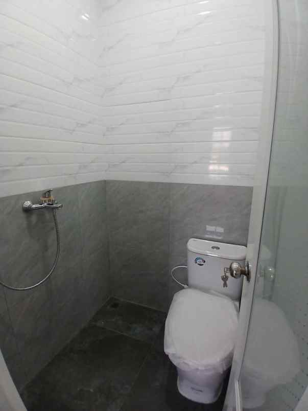 dijual rumah kavling ui tanah baru depok