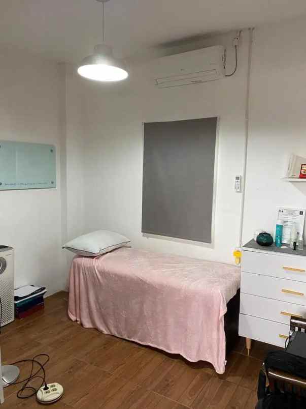 dijual rumah kebagusan