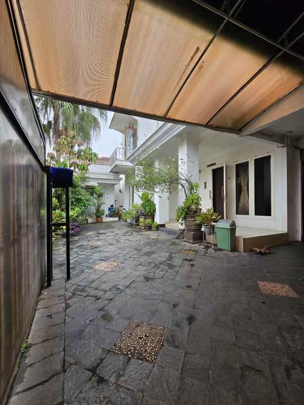 dijual rumah kebon baru tebet jaksel