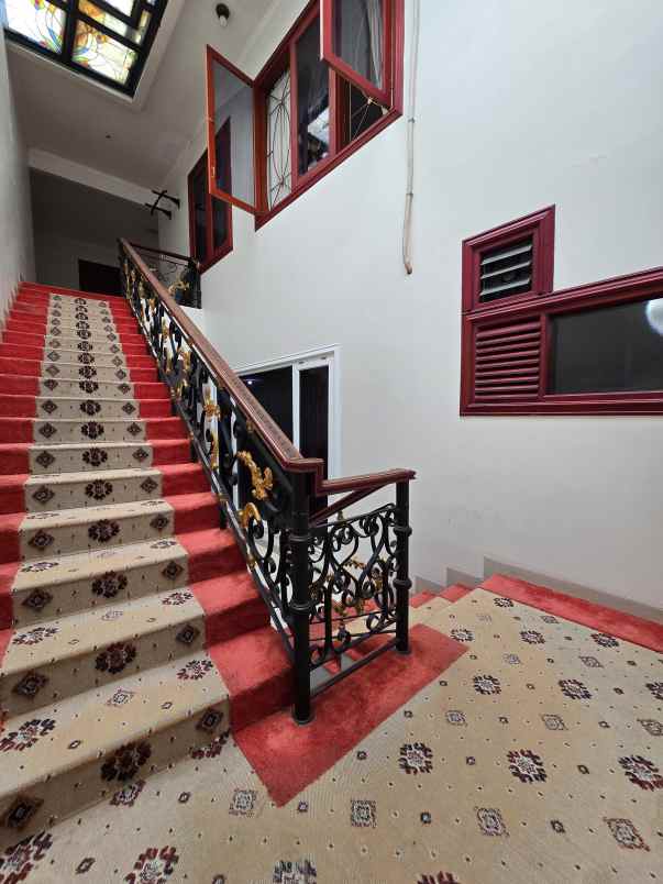 dijual rumah kebon baru tebet jaksel