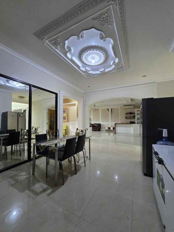 dijual rumah kebon baru tebet jaksel