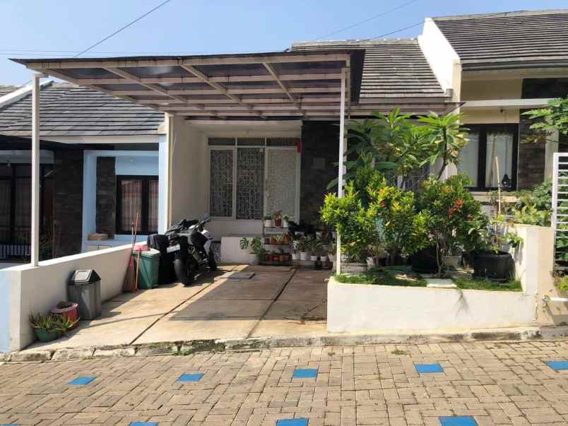 dijual rumah kec cimahi utara