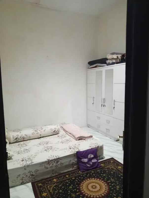 dijual rumah kedoya selatan