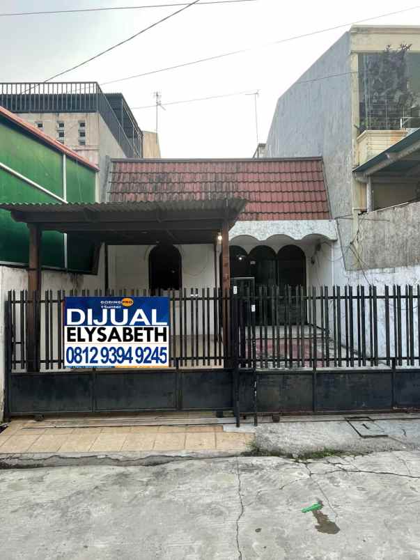 dijual rumah kelapa gading