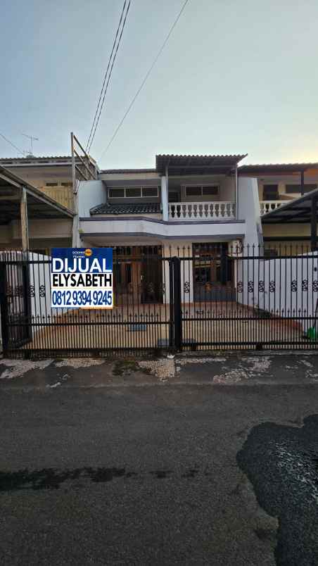 dijual rumah kelapa gading