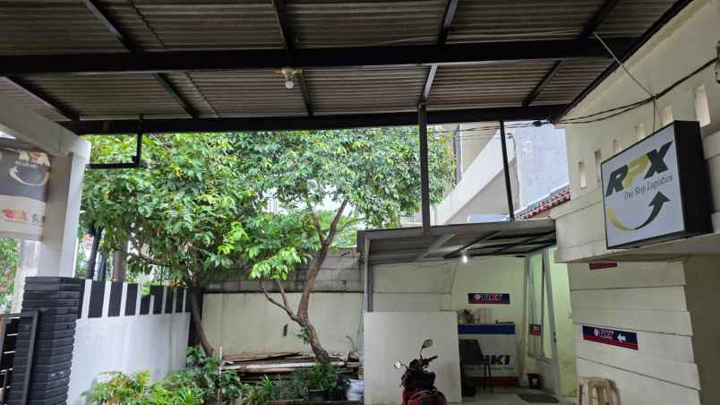 dijual rumah kelapa lilin kelapa gading