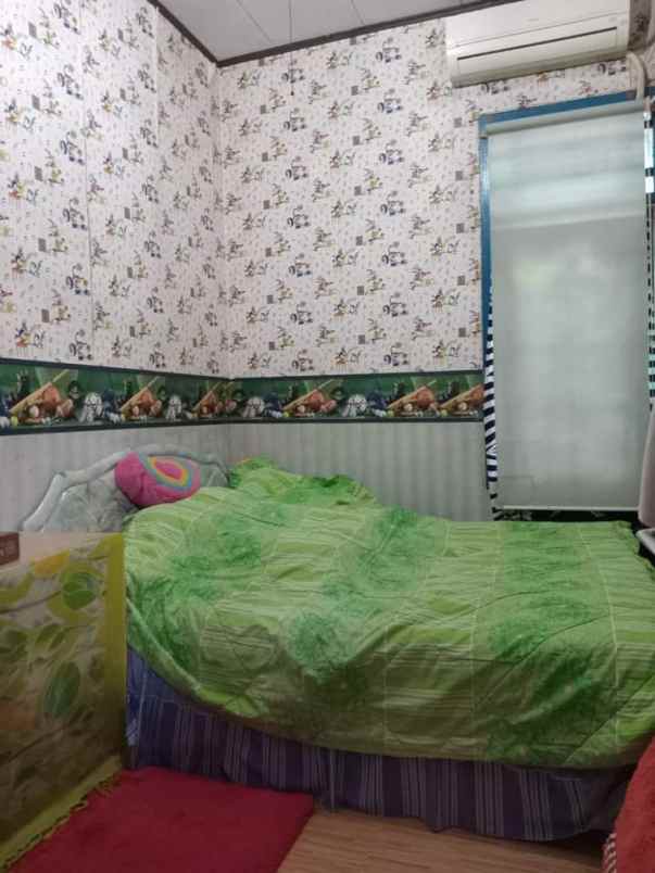 dijual rumah kembar