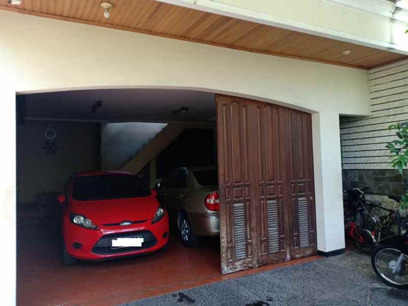 dijual rumah kertajaya indah