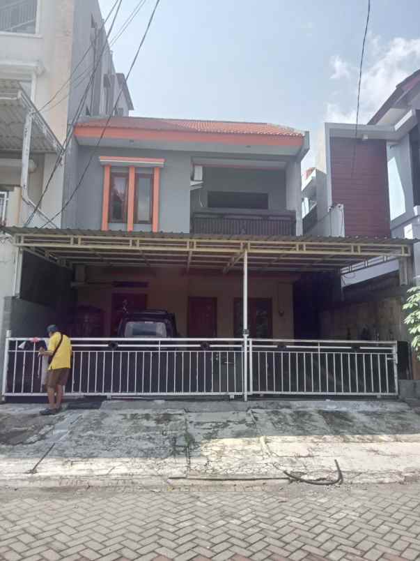 dijual rumah ketintang