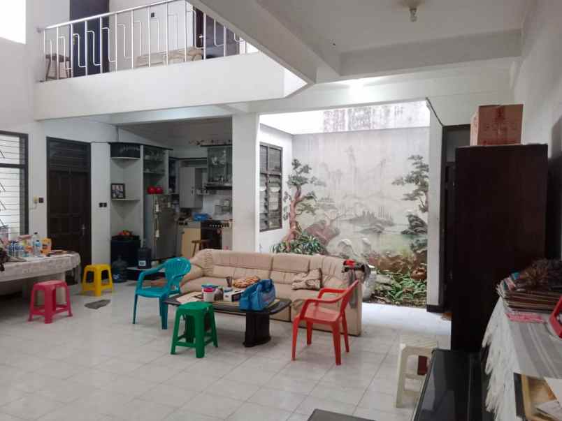 dijual rumah klampis ngasem sukolilo