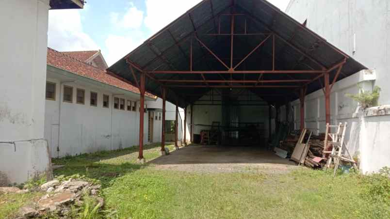 dijual rumah klasik pusat kota purwokerto