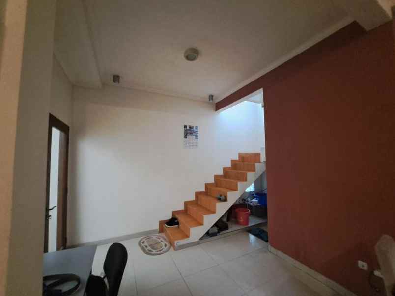 dijual rumah komp bumi adipura 1