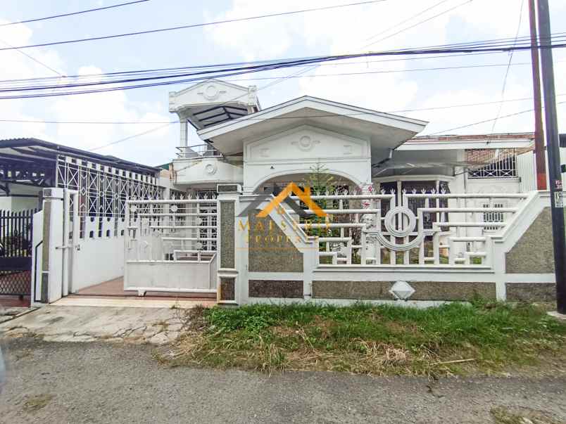 dijual rumah komplek beo indah jalan