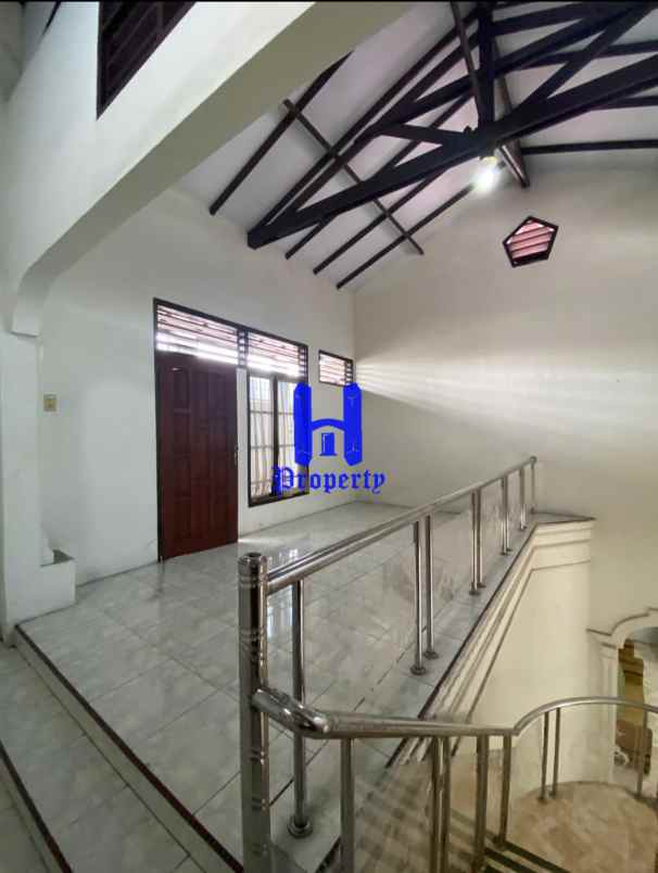 dijual rumah komplek beo indah jalan