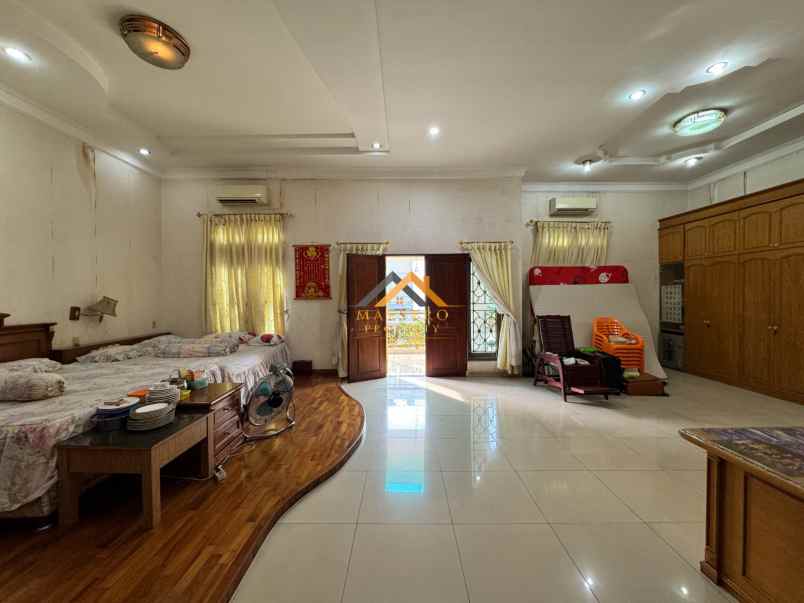 dijual rumah komplek cemara asri jl asoka